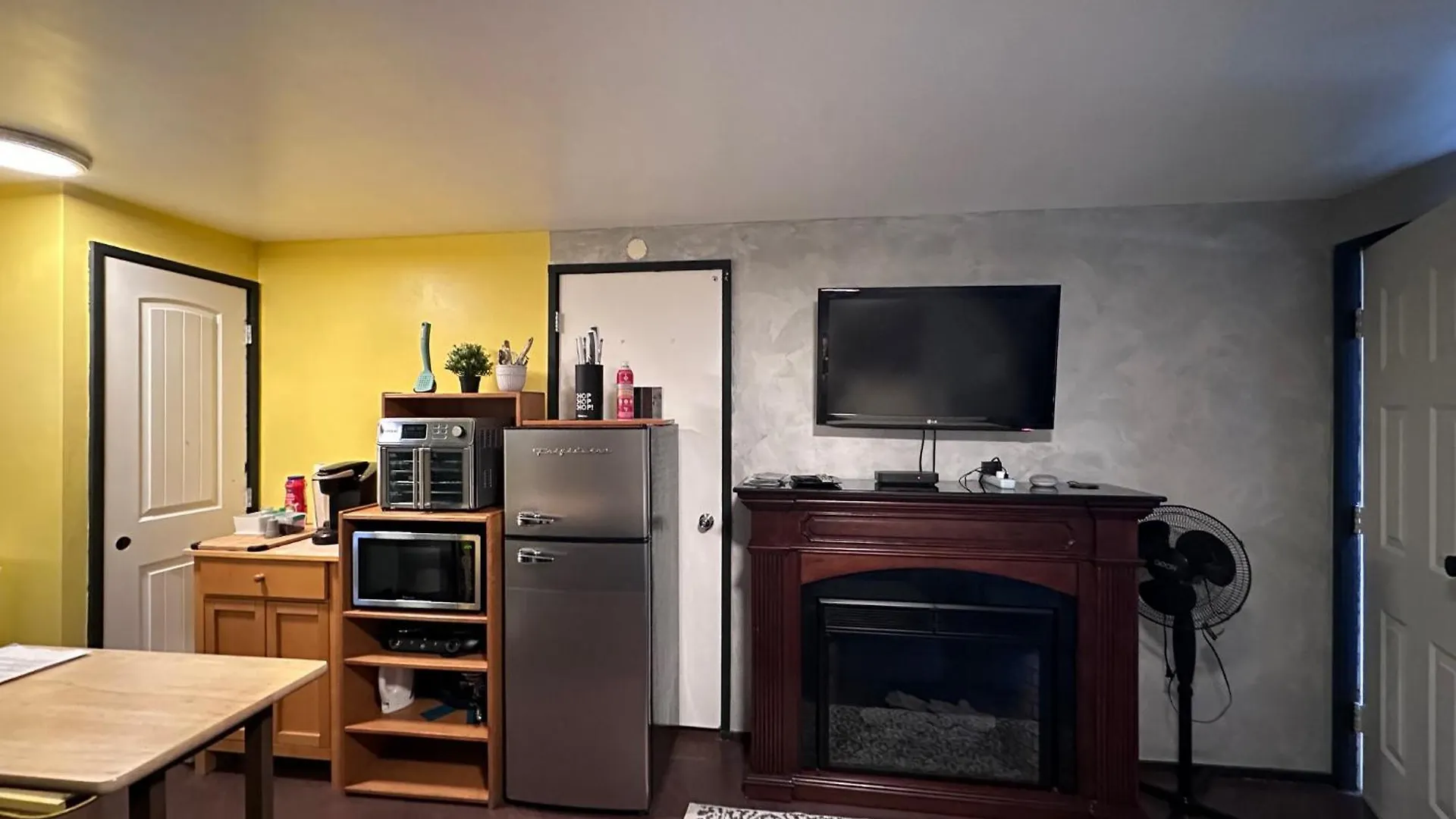 Apartment Frankies Westshore Hideaway Victoria
